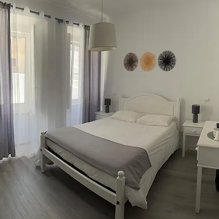Casa De D. Maria Parreirinha 3*